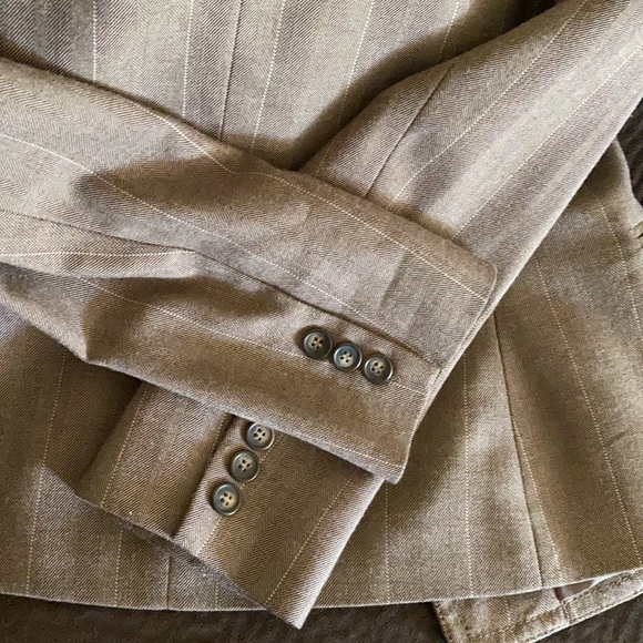 Kasper blazer. So soft. Great quality. - Picture 9 of 9